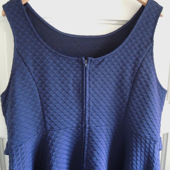 Modcloth Navy Blue So Sixties Signature Textured Sleeveless Retro Dress 1X - Picture 7 of 10